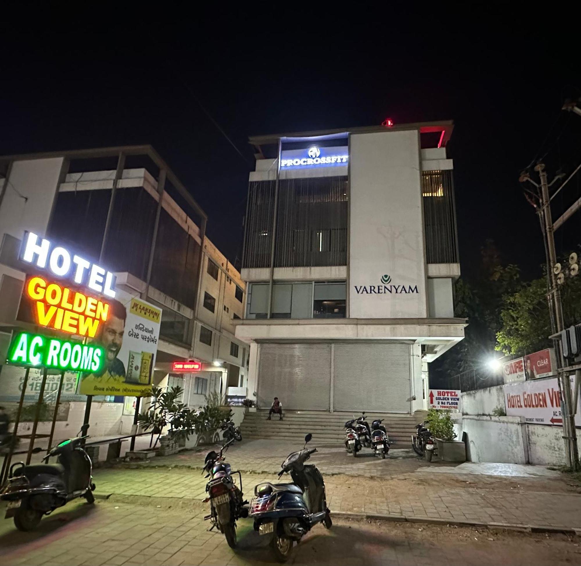 Hotel Golden View วาโดดารา ภายนอก รูปภาพ